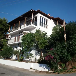 Koukounari Aparthotel